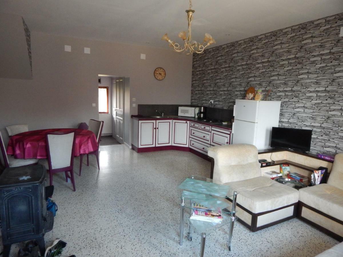 Gite Chez Marcel Et Bea La Chapelle-Saint-Sauveur  Dış mekan fotoğraf